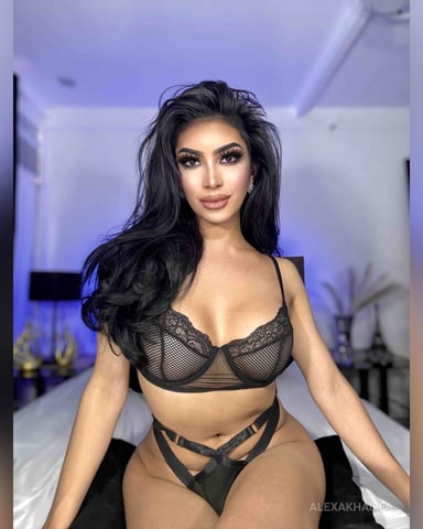 AlexaKhalifa, fotografie