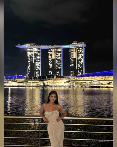 AlexaKhalifa, fotografie
