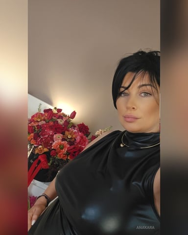 AnaKara Foto