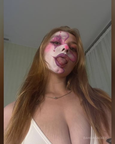 DahliaSackey Foto