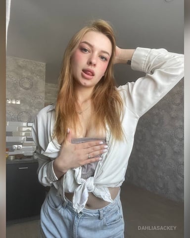 DahliaSackey Foto