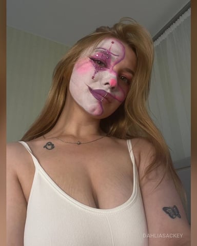 DahliaSackey Foto