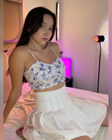 EmmyMire foto