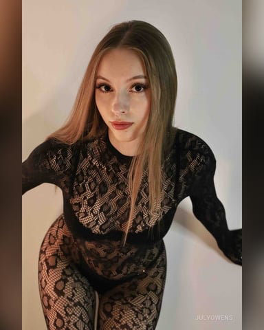 JulyOwens foto