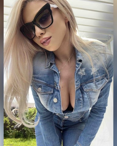 Ella Foto