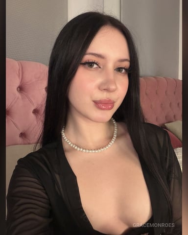 GraceMonroes photo