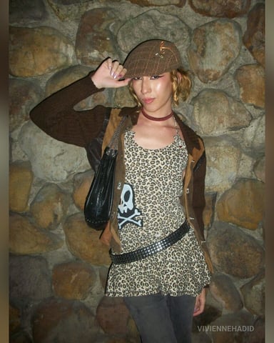 VivienneHadid photo