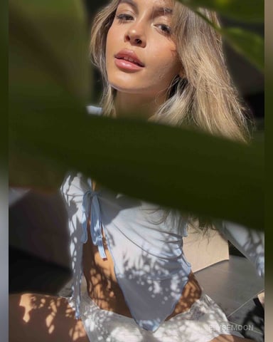 ElyseMoon Foto