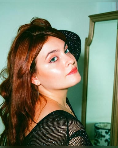 EstrellaVelvet Foto