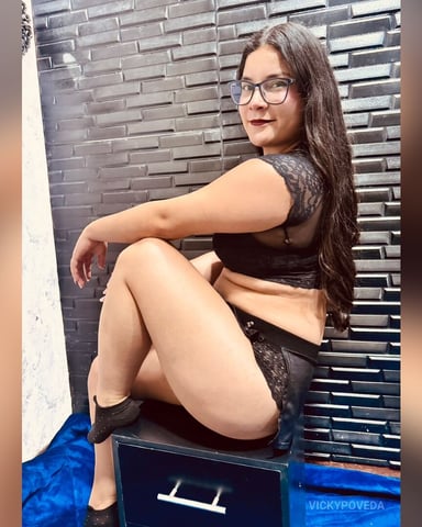 VickyPoveda foto