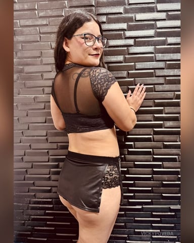 VickyPoveda foto