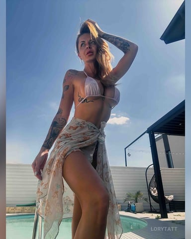 LoryTatt photo