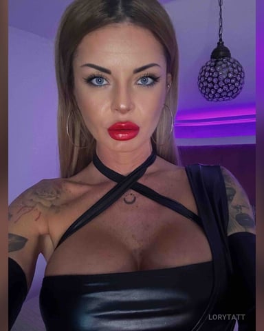 LoryTatt photo