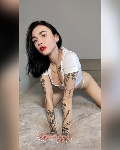 AdelineValentine Foto