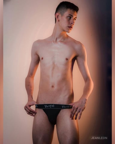 JeanLeon photo 5
