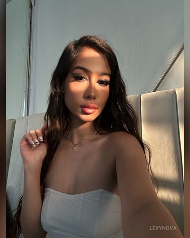 LexyNova photo