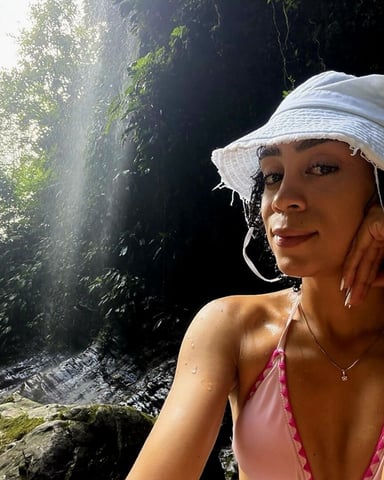 SophiaBond photo