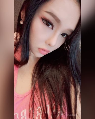 JennieMori foto