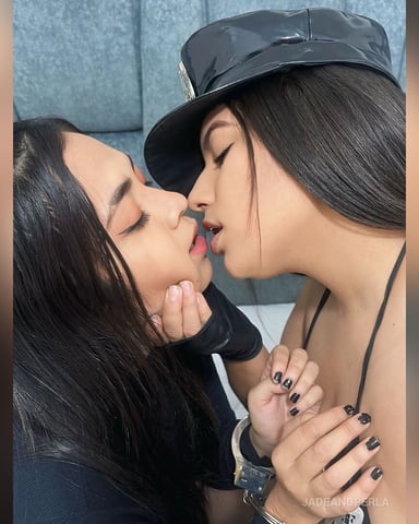 JadeAndPerla photo 1