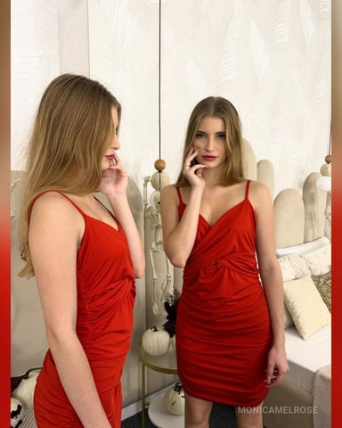 MonicaMelrose foto