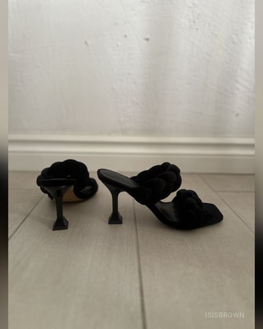IsisBrown photo