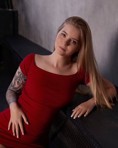 SirenaGomez photo