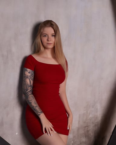 SirenaGomez photo