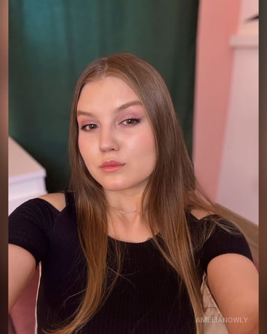 AmeliaNowly foto