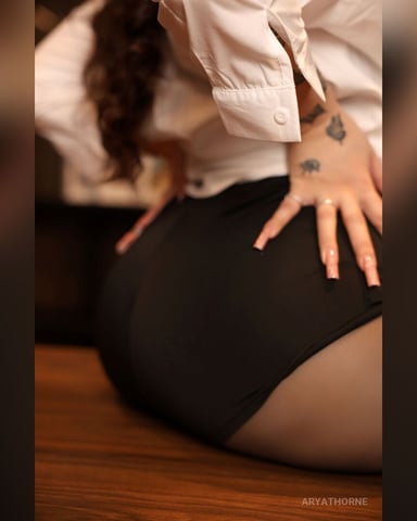 AryaThorne Foto