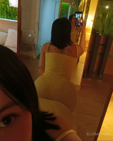 EllyMcdaniel Foto