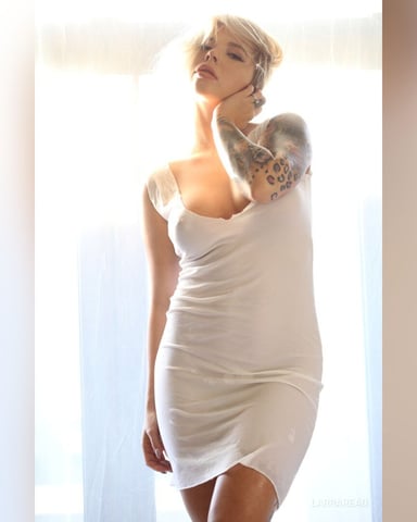 LarraRead photo