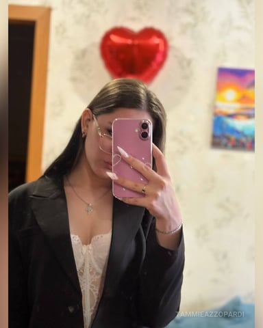 TammieAzzopardi foto