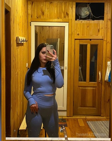 TammieAzzopardi foto