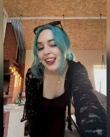 PixieJones photo