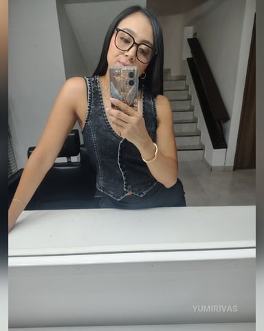 YumiRivas foto