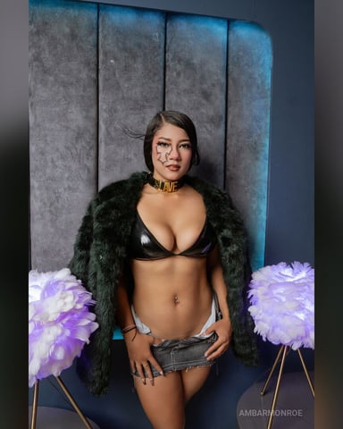 AmbarMonroe foto