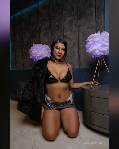 AmbarMonroe foto