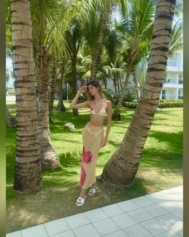 AnnieArias foto