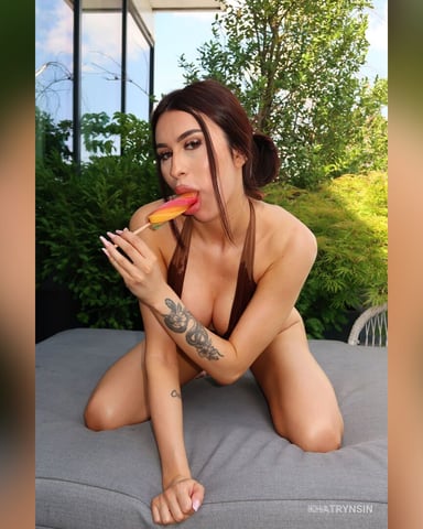 KhatrynSin photo