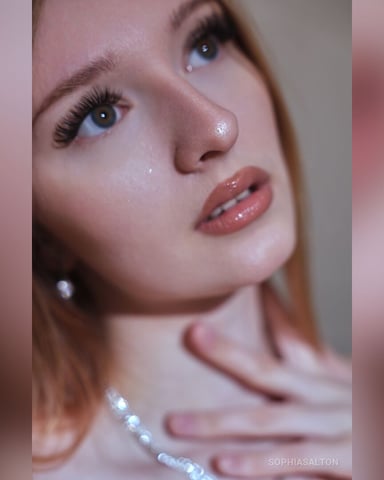 SophiaSalton photo