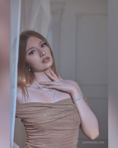 SophiaSalton photo