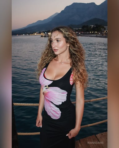 KianaDavis Foto