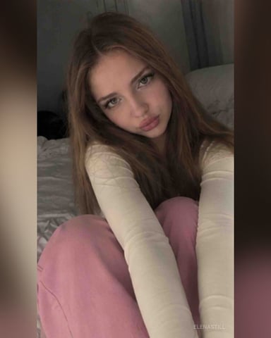 ElenaStill photo 4