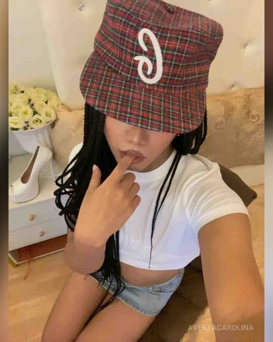 AveryaCarolina photo