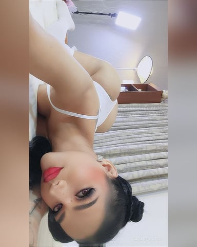 SaraDevough foto