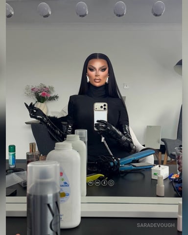 SaraDevough foto