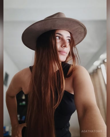 AgathaToms photo