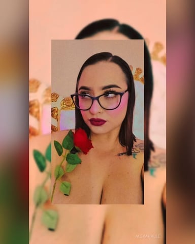 AlexaHalle photo