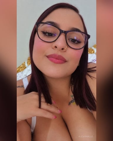 AlexaHalle photo