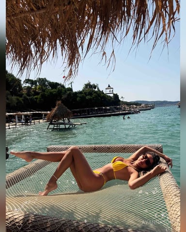 AyannaSun foto